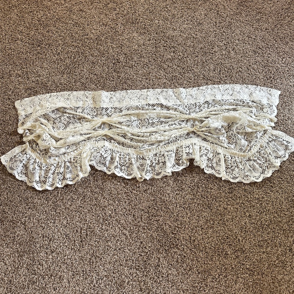 VTG Handmade Ivory Floral Lace Swag Valance Curtain Ruffled Window Treatment